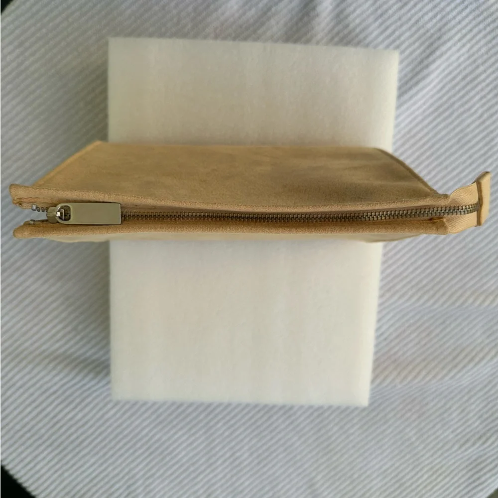 Michael Michael Kors Suede Tan Cosmetic Beauty Zipper Bag 8 1/2” X 6 1/4” X 3”